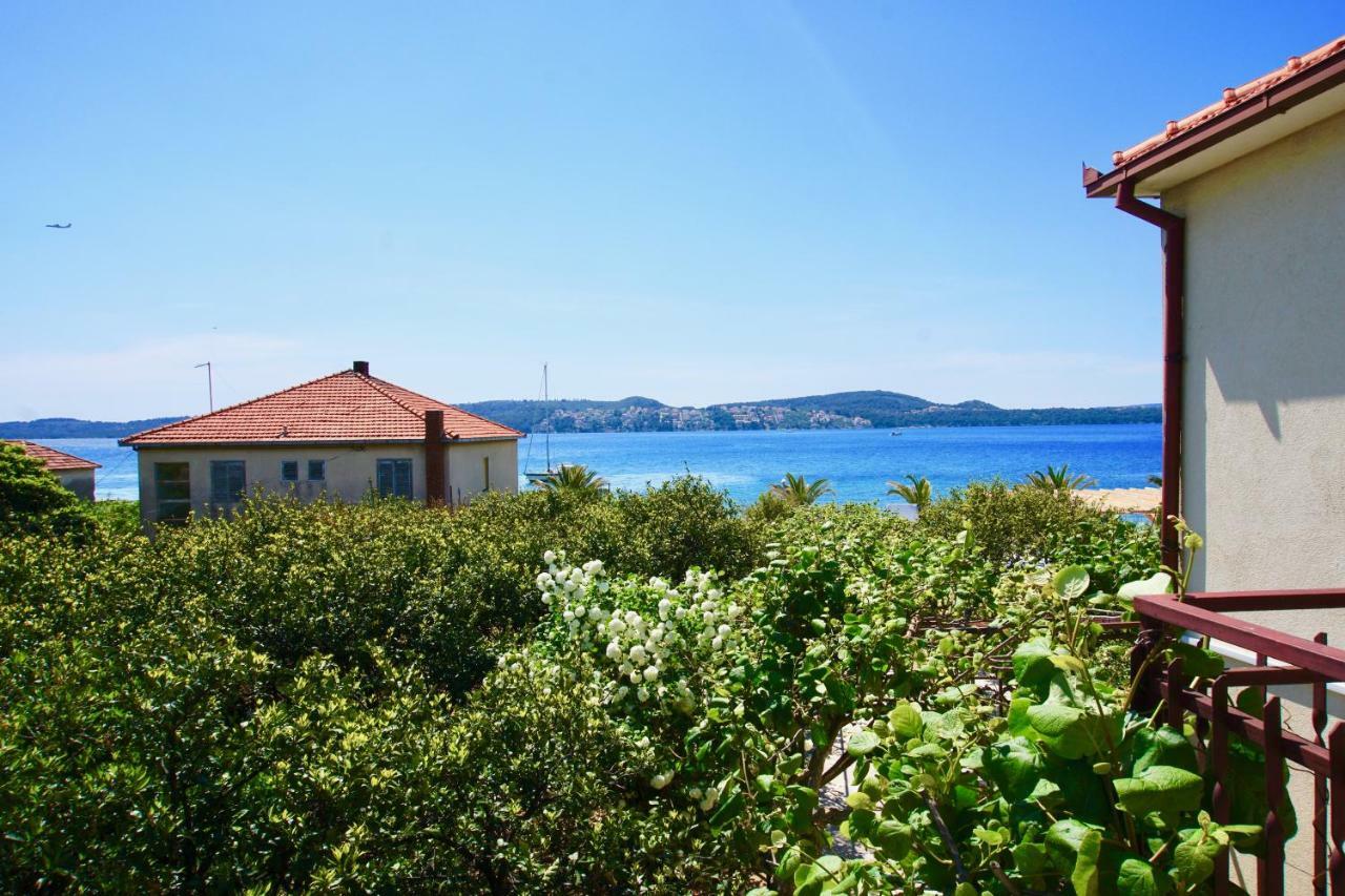 Apartments Burano Trogir Exterior foto