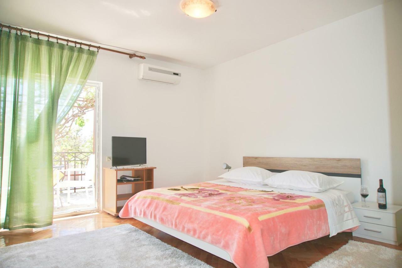 Apartments Burano Trogir Exterior foto